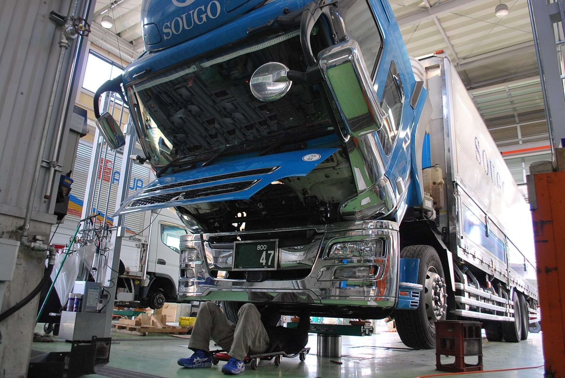 お客様のカーライフをあらゆる面でサポート 東近江市で販売と修理を行う西澤自動車工業株式会社